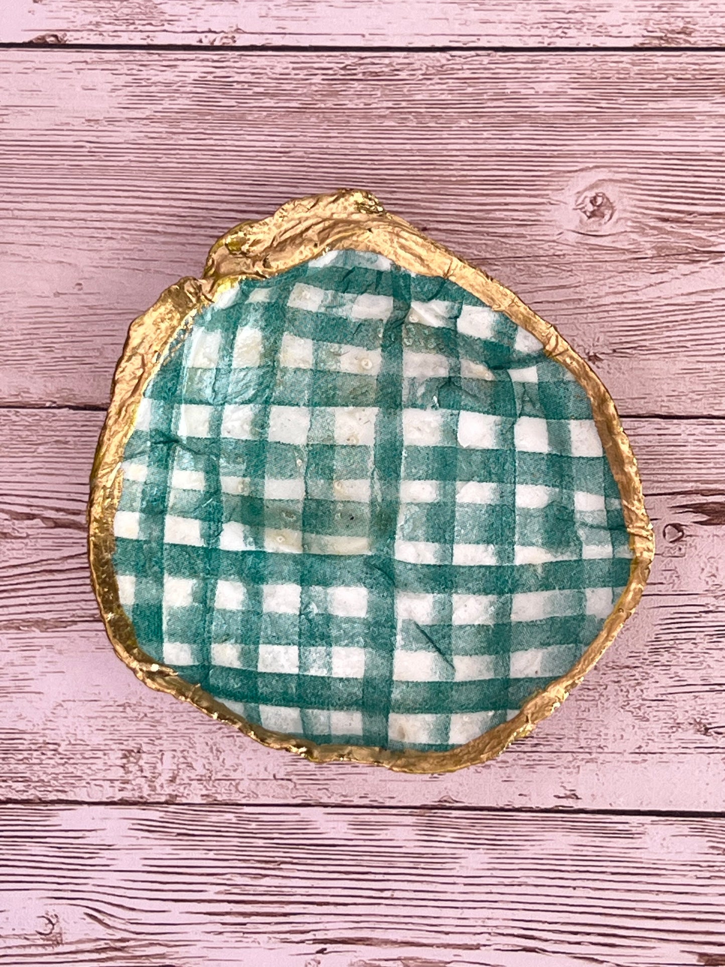 Large Oyster Shell Ring Dish with Gingham