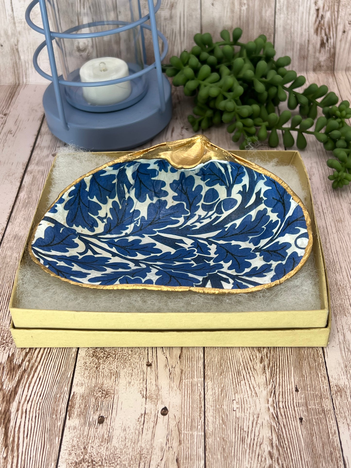 Extra Large Clam Shell Ring Dish with Blue Leaves